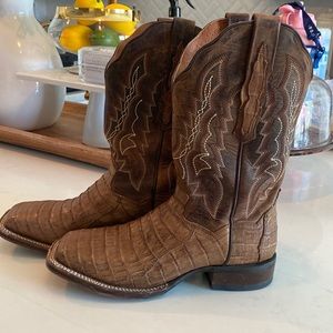Dan Post Bay Apache Camain ladies boot size 7 1/2 worn once for an event